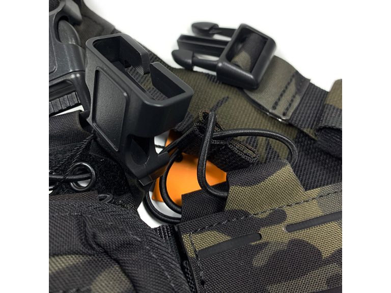 Chest Rig Titan Multicam Black detalles