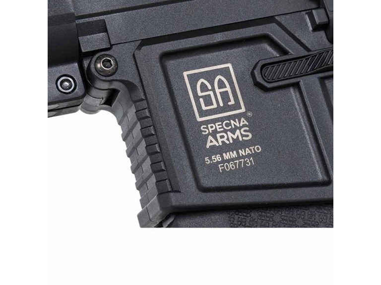 Specna Arms SA-F04-RL FLEX GEN2 Brushless Negra detalle grabado