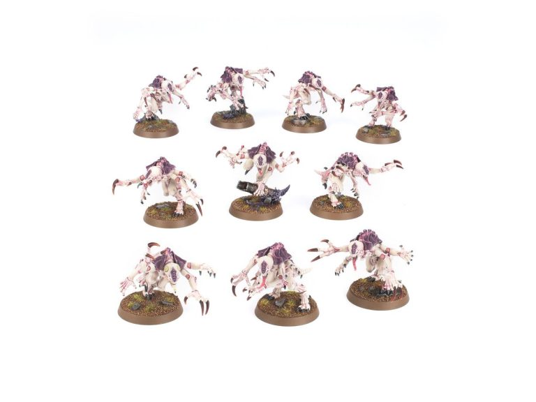 Miniatura de Genestealers Tiránidos en pose de carga