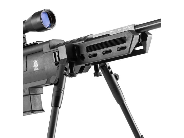 Detalle del bípode y mira de la Carabina Black Ops 19.J