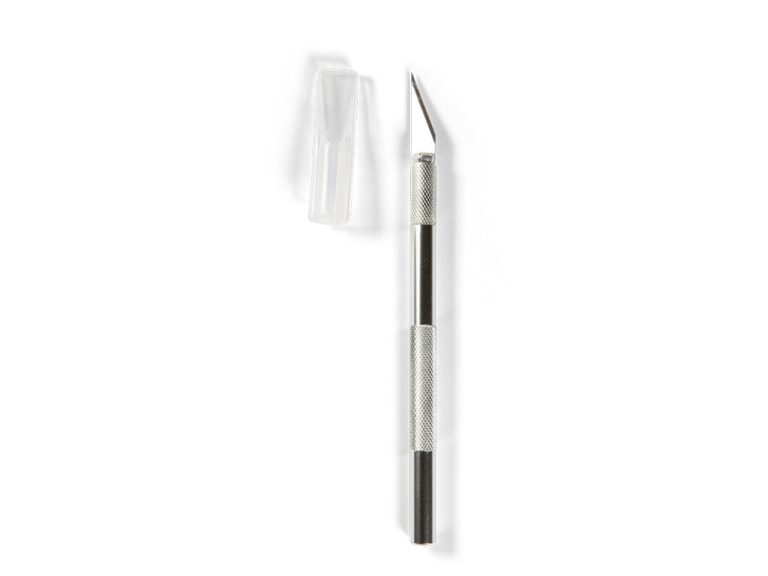 Blíster del bisturí o cutter para hobby AK