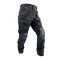 Detalle de rodilleras en pantalón táctico Conquer G3M