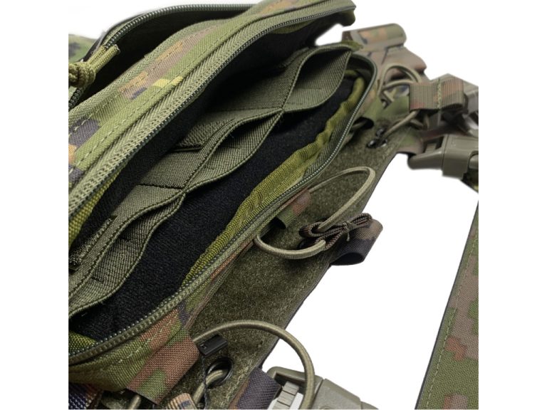 Chaleco Chest Rig Conquer Titan Boscoso Español vista interior
