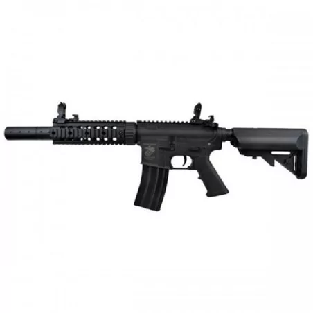 Réplica M4 Dboys 7" negra con mira, culata abatible y cargador de 300 bbs