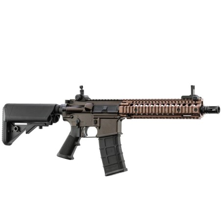 Réplica MK18 GBB Golden Eagle Daniel Defense Negra/Marron con sistema Blow-Back y construcción en metal