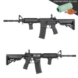 Replica Specna Arms RRA SA-E03 EDGE Carbine negra para airsoft.