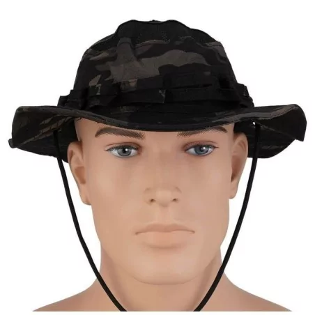 CHAMBERGO PARA EL SOL EN MULTICAM BLACK CON CINTA AJUSTABLE