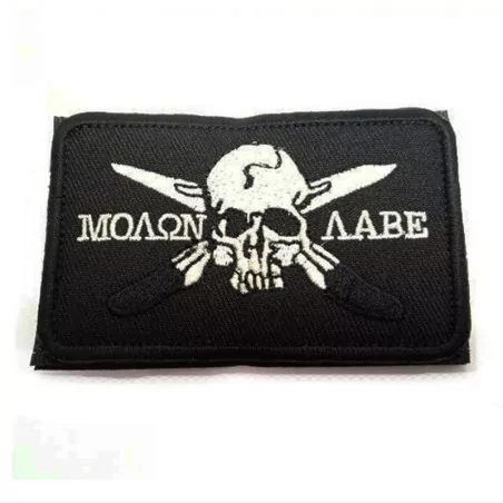 Parche Calavera con velcro y diseño táctico para chalecos, mochilas o gorras.