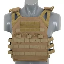 Chaleco JPC Tan con placas balísticas y estructura táctica ligera