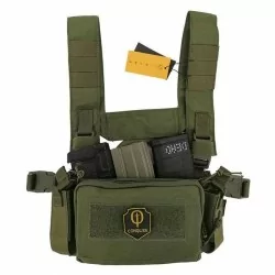 Micro Chest Rig Conquer Verde OD con diseño táctico compacto y camuflaje natural