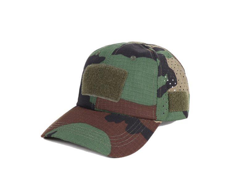 Gorra camuflaje woodland ajustable tipo béisbol con cierre de velcro