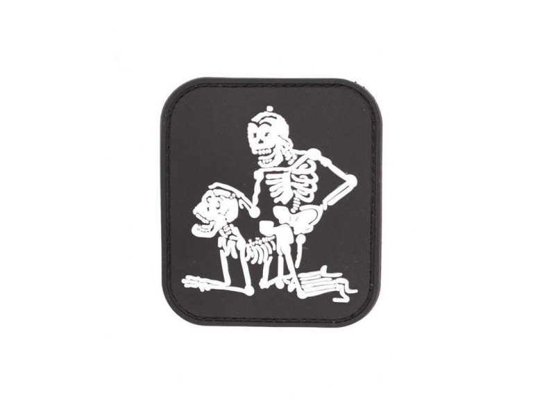 Parche Esqueletos PVC 3D negro fluorescente para chalecos y mochilas